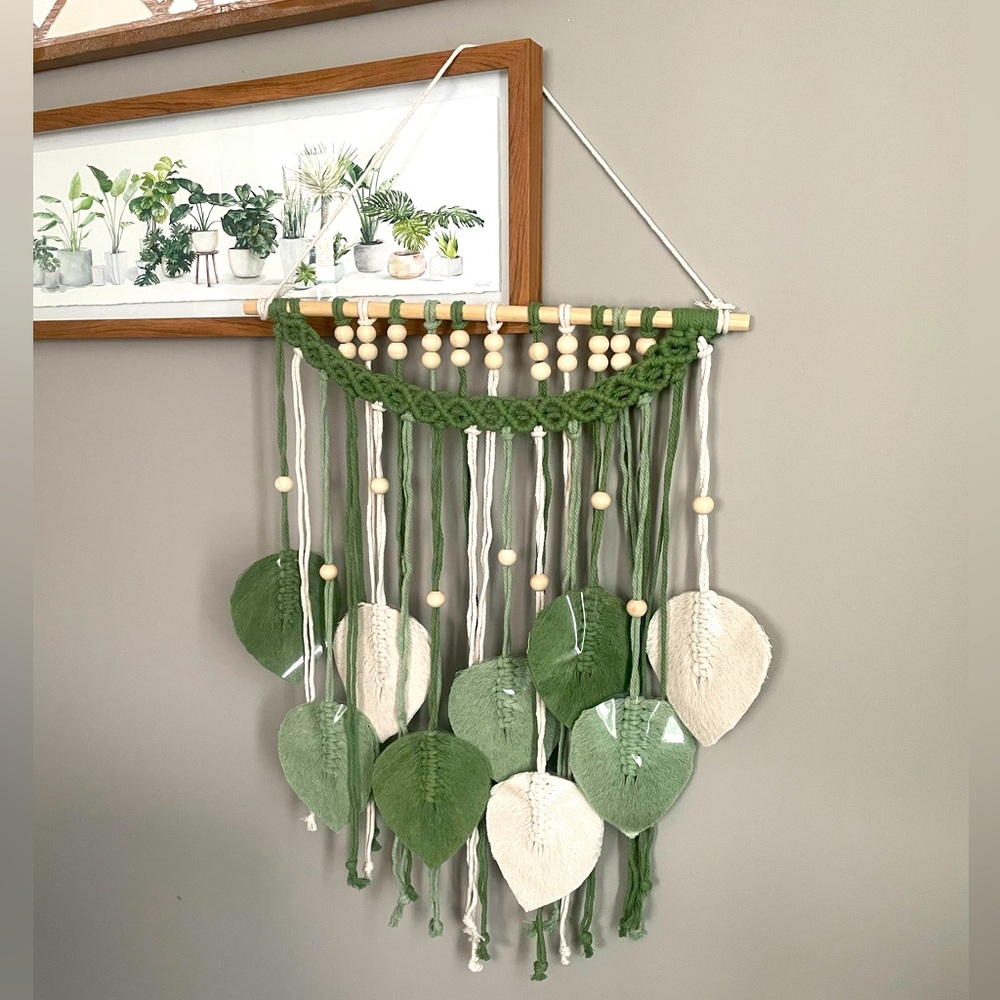 Macrame Boho Green and Cream Leaf Wall Hanging